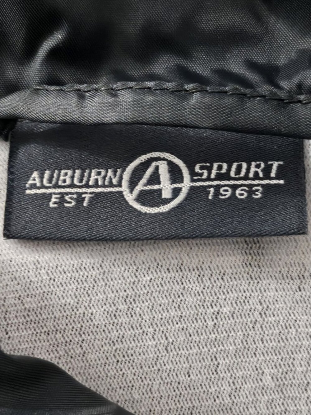 2/$20 Auburn Sportswear Nylon Snap Front Jacket Size 3XL Lightweight - Picture 3 of 6